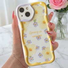 Fibaks Apple iPhone 13 / 14 Kılıf Tasarımlı Desenli Kamera Korumalı Papatya Çiçek Renkli Silikon Kapak