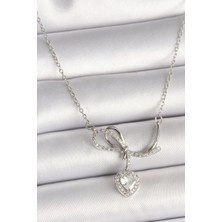 Zemira Home 316L Çelik Gümüş Renk Zincir Zirkon Taşlı Düğüm Sallantı Kalp Figür Kadın Kolye