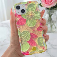 Fibaks Apple iPhone 13 Kılıf Parlak Yeşil Çiçek Desenli Dalga Kenarlı Darbe Emici Kapak