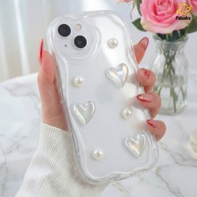 Fibaks Apple iPhone 13 Uyumlu Kılıf 3D Kalpli ve Inci Tasarımlı Desenli Kamera Korumalı Şeffaf Silikon Kapak