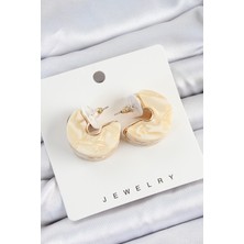 Clariss Pirinç Mermer Desenli Vintage Yarım Halka Model Gold Renk Kadın Küpe