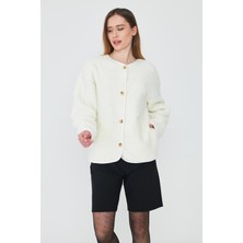 Tubia Kadın Ekru Renk Iliklenebilir Cepli Peluş Ceket