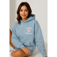 Bellanova Kadın Kapüşonlu Kanguru Cepli Oversize Sweatshirt Ön Bloom Everyday Çiçek Baskılı Günlük