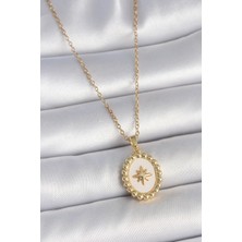 Zemira Home 316L Çelik Gold Renk Zincir Beyaz Mineli Kutup Yıldız Işlemeli Madalyon Model Kadın Kolye