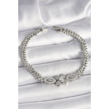 Clariss Pirinç Gümüş Renk Zirkon Taşlı Çiçek Figür Arpa Zincir Model Kadın Bileklik