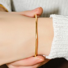 Aytek Gold Ajda Bilezik 8 Ayar Altın Kadınlar İçin Taşsız Aşk Temalı Zarif Tasarım