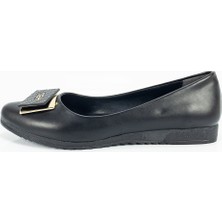 Aktaş Ayakkabı Kadın Siyah Içi Yumuşak Toka Detaylı Babet Ayakkabı