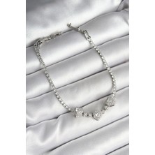 Inure Jewelry Pirinç Sıralı Kalp Figürlü Zirkon Taşlı Gümüş Renk Kadın Bileklik