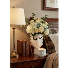 Arma House Yılbaşı Özel Hediye Seti: Sanatsal Beyaz Yüzlü Vazo ve Çok Yüzlü Mumluk Kombini - Iskandinav Dekorasyon Paketi