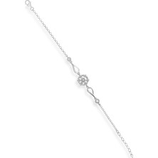 Kış Işıltısı Gümüş Bileklik – Zirkon Taşlı, Ayarlanabilir Zincir