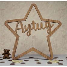Pelince Kişiye Özel Isimli Yıldız Makrome Kasnağı - Bebek ve Çocuk Odası Kapı Süsü Isimliği - Dekoratif Yıldız Figürlü Duvar Süsü Makrome Malzemesi - Hastane Odası Kapı Isimliği (24X24 Cm)