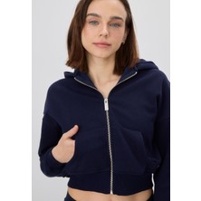 Tubia Kadın Lacivert Kapüşonlu Crop Sweatshirt Hırka Düz Desenli Uzun Kol Şardonlu Kumaş