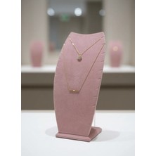 Megass Dekor Dubai Model Süet Kumaş Pembe Renk 25/12 cm Kolye - Zincir Ayaklı Stand