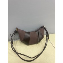 Croissant Deri ve Süet Detaylı Omuz ve Çapraz Çanta Moka