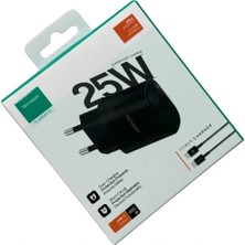 TECHSON 25W Type-C Hızlı Şarj Cihazı siyah S10C25TTS