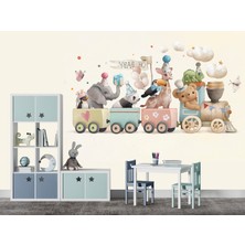 Trenle Partiye Giden Hayvanlar Çocuk Odası Poster Duvar Kağıdı