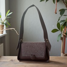 Gözde Mağazacılık Işıltılı Taş Detaylı Kapaklı Şık Omuz Çantası