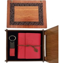 Homevia Ahşap Kutulu Kırmızı Deri Defter ve Anahtarlık Set