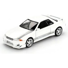 LaraTech Mini Gt 1/64 Nissan Skyline Gt R R32 Veilside Combat White Blister Paket