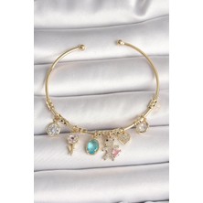 Inure Jewelry Pirinç Gold Renk Sallantı Zirkon Taşlı Ayıcık Figür Kalp Detay Charm Kadın Bileklik