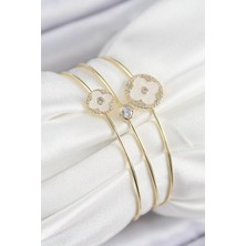 Inure Jewelry Pirinç Zirkon Taşlı Yonca Model Gold Renk Vip 3'lü Kadın Bileklik