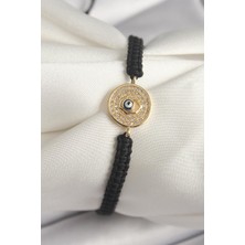 Inure Jewelry Pirinç Gold Renk Zirkon Taşlı Nazar Boncuk Işleme Makrome Asansörlü Model Kadın Bileklik