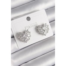 Inure Jewelry Pirinç Gümüş Renk Zirkon Taşlı Kalp Model Kadın Küpe