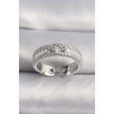 Inure Jewelry Pirinç Gümüş Renk Zirkon Taşlı Yıldız Işleme Vıp Seri Kadın Yüzük