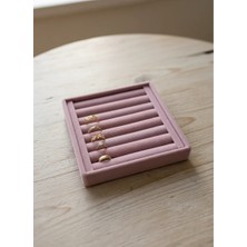 Megass Dekor Süet Kumaş Pembe Renk 15 cm / 15 cm Yüzük Sergileme Standı