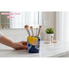 Kelebek Rüyası Sanat Atölyesi Dekoratif Rujlu Kız Fırçalık,kalemlik (Mavi)