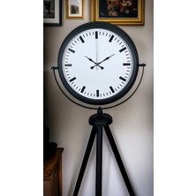 Pazarcan Siyah & Beyaz Saf Sade Tasarım Tripod Ayaklı Saat