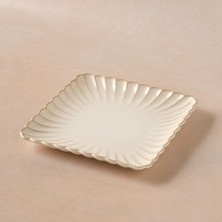 Karaca Daisy Kare Pasta Tabağı 20,5 cm