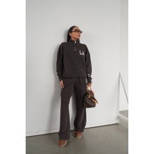 Özge Özgenç Yazı Baskılı Sweat Takım