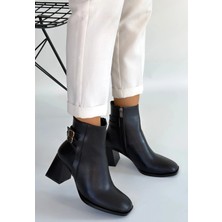 Nateli Kanda Siyah Cilt Topuklu Bot