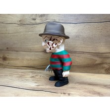 Kalipra3D Freddy Krueger Figür 16CMRenk atmaz malzeme ile yapılmıştır