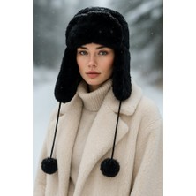 Yake Store  Kadın Siyah Ponponlu Kürklü Kulaklıklı Peluş Şapka Bere BERE1103 - Siyah