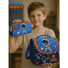 Coral High Lacivert Mavi Astronot Desenli Iki Bölmeli Kalem Çantası ve Thermo Beslenme Çantası