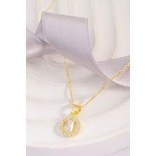 Altın Kaplama 925 Ayar Gümüş Çember Taş Çerçeveli Baget Taşlı Minimal Kolye