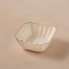 Karaca Daisy Kare Kase 13 cm