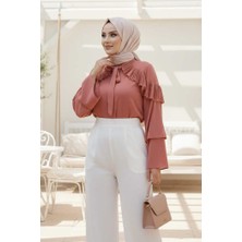 Bym Fashion Omuz Fırfır Görünümlü Yaka Bağlamalı Katlı Kol Detay Bluz 5263 Gül Kurusu