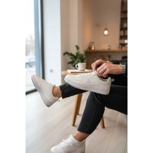 Enoch Erkek Beyaz Üçgen Logo Detaylı Perfore Burunlu Günlük Casual Spor Ayakkabı Sneaker