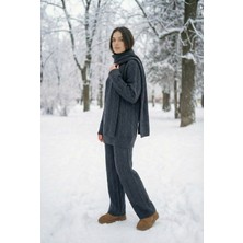 Kirazca Butik Kadın Atkılı Saç Örgülü Triko Pantolon Takım