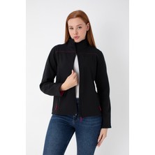 Dofi Nap Kadın Siyah Softshell Mont – 2 Cepli, Pembe Çizgi Detaylı, Su Itici Kumaş ve Özel Doku