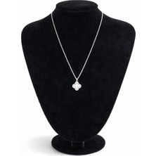 Pangu Beyaz Tek Yonca Motifli Gümüş Renk Çelik Zincir Kolye