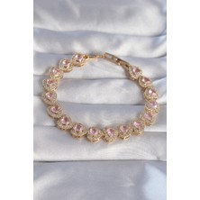 Shopwave Dila Vip Seri Pirinç Gold Renk Pembe Zirkon Taşlı Kalp Tasarımlı Bileklik 115524