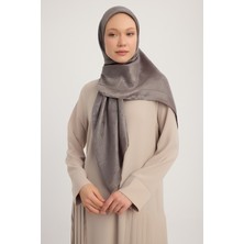 A1111 Jakarlı Parlak Saten Eşarp 110X110CM - Füme