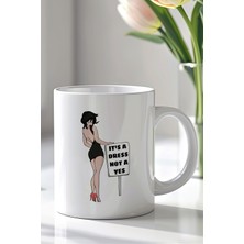 YasBey Design Feminist Mesajlı Kadın Figürlü 330ML Baskılı Beyaz Seramik Kupa Bardak