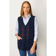 Desen Triko Kadın V Yaka Nakış Işlemeli Kısa Yün Yelek 25002 Koyu Lacivert