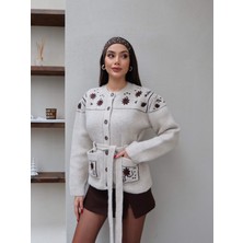 Esra Helvacı Çiçek Desen Kuşaklı Hırka