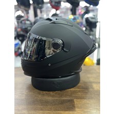 Mt Helmets Braker Sv Mat Siyah Kapalı Kask 1,7 kg Plastik Malzeme ile Güvenli Sürüş İçin